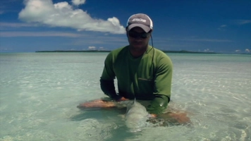 Itu and a bonefish Itu and a bonefish